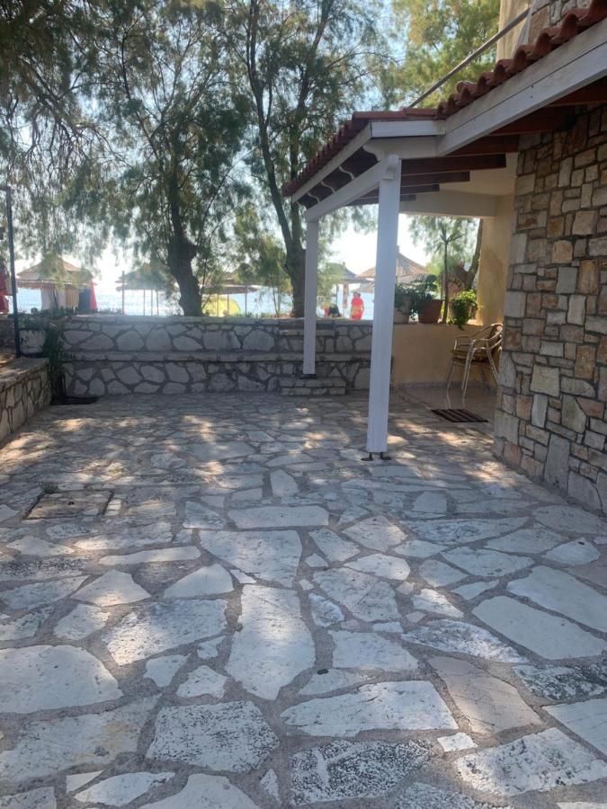 Hotel Potami Beach - Mondi Goro Himarë Dış mekan fotoğraf