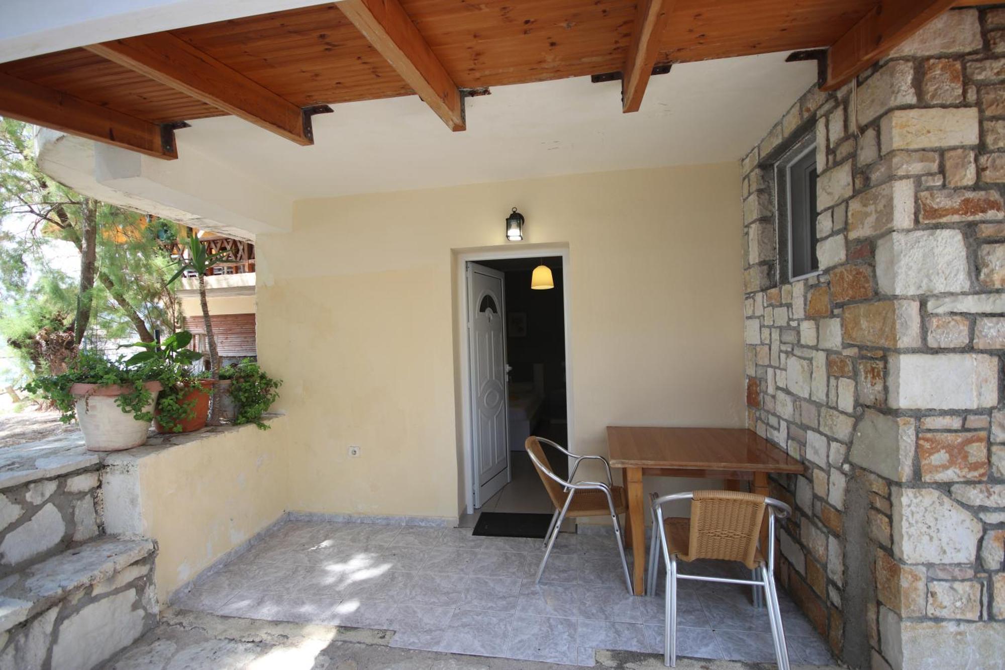 Hotel Potami Beach - Mondi Goro Himarë Dış mekan fotoğraf