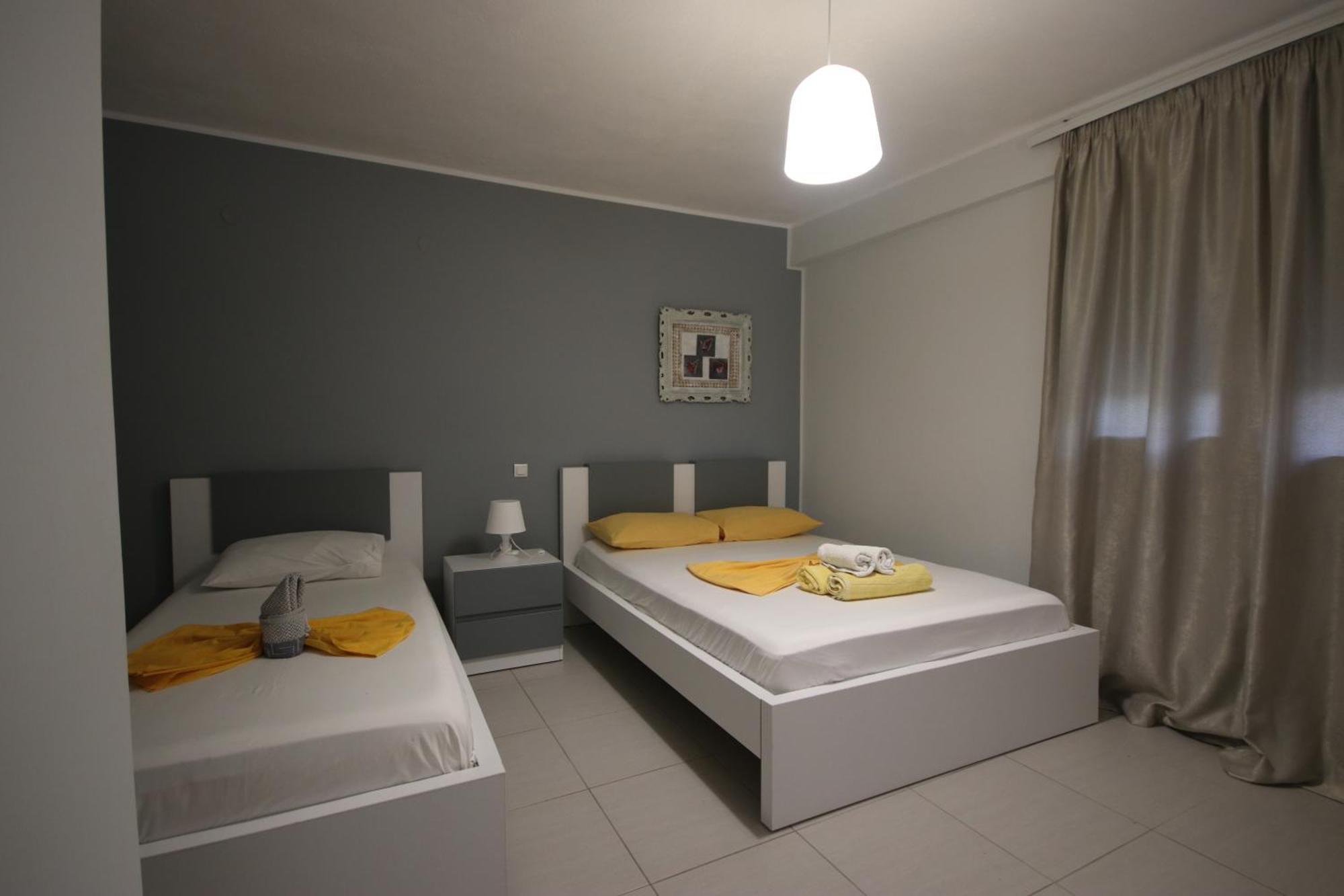 Hotel Potami Beach - Mondi Goro Himarë Dış mekan fotoğraf