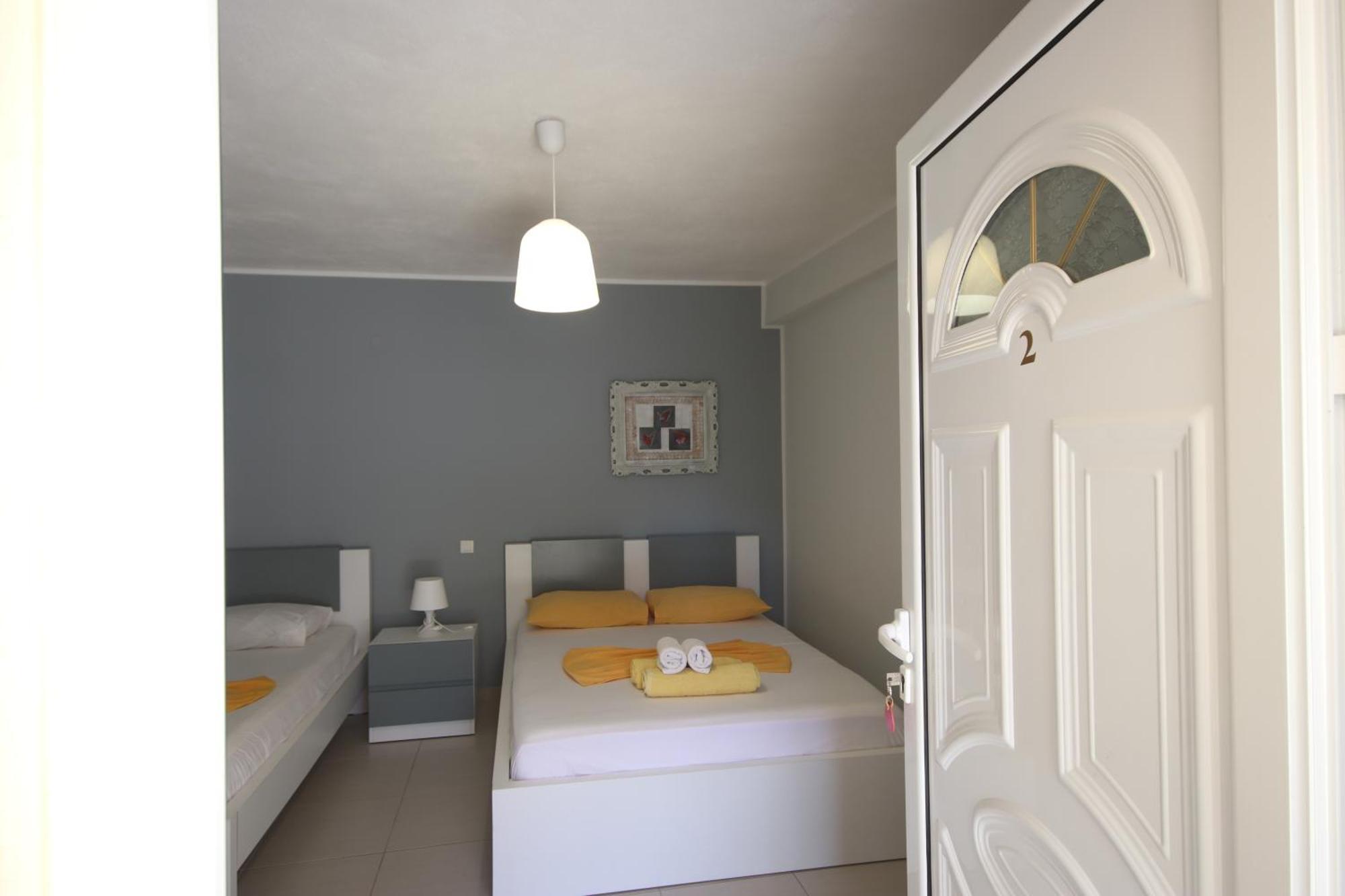 Hotel Potami Beach - Mondi Goro Himarë Dış mekan fotoğraf